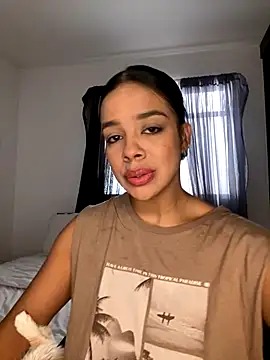 trianawhite online show from September 23, 2025, 3:15 pm