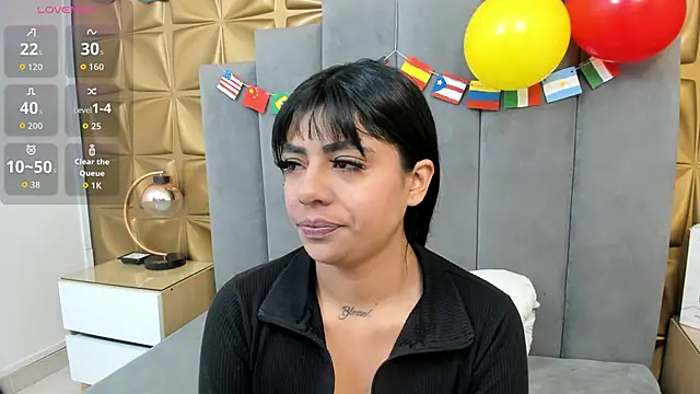 Snapshot of melani_dream chatting on June 29, 2026, 1:44 pm melani dream online show from June 29, 2026, 1:44 pm