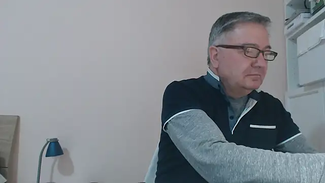 YOU6me online show from February 21, 2025, 5:31 pm