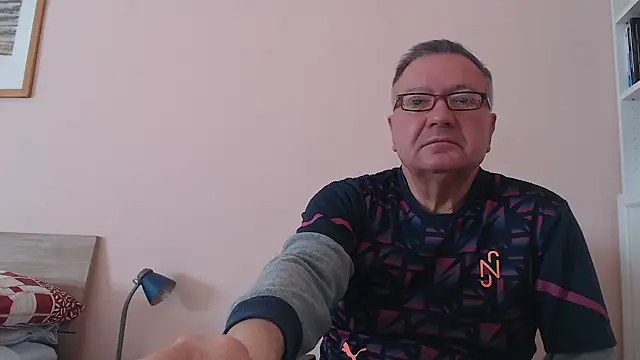 YOU6me online show from October 10, 2025, 8:46 am