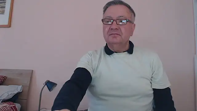 YOU6me online show from November 9, 2025, 8:45 am