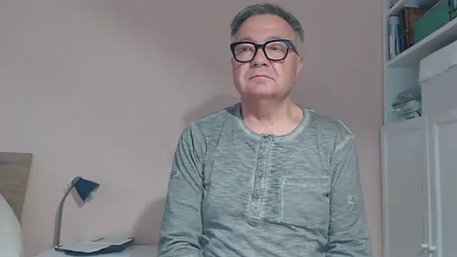 Snapshot of YOU6me chatting on April 29, 2026, 5:30 pm YOU6me online show from April 29, 2026, 5:30 pm