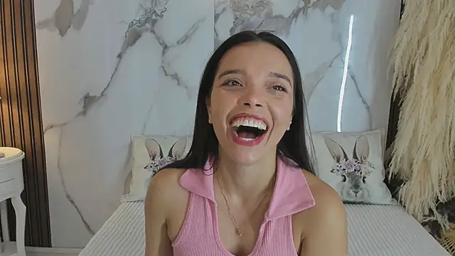 hannahill69 online show from March 7, 2025, 6:35 am