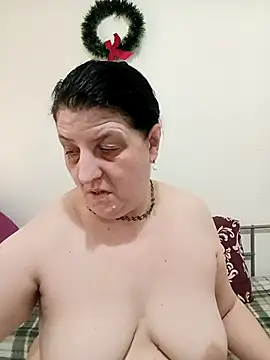 Snapshot of RidemerafSuzana chatting on March 24, 2026, 7:35 am RidemerafSuzana online show from March 24, 2026, 7:35 am