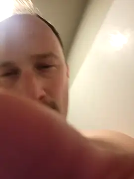 gdawg78 online show from February 7, 2026, 5:22 am