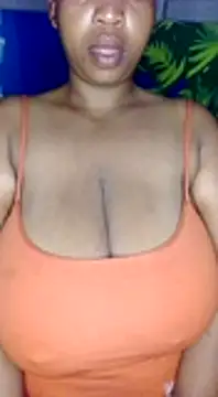 winterqueenx online show from January 10, 2025, 1:21 am