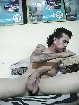 001HENRYAlejandro online show from December 3, 2025, 4:42 am