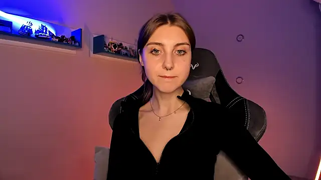 CassiaBlade1 online show from February 2, 2025, 6:53 pm