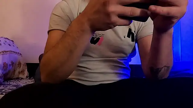 Lucas1andOnly4Girl online show from December 3, 2024, 7:44 pm