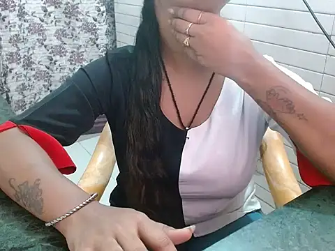 LovingPihu online show from September 9, 2025, 6:02 am