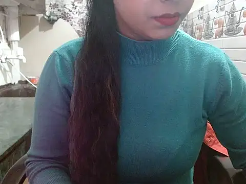 LovingPihu online show from February 2, 2026, 6:23 am