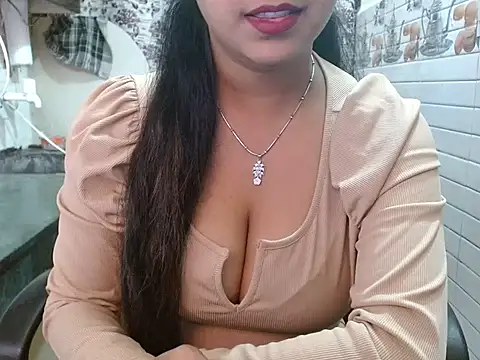 LovingPihu online show from March 22, 2026, 5:11 am