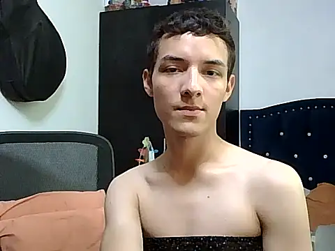 Snapshot of andys_26 chatting on April 18, 2026, 7:07 pm andys 26 online show from April 18, 2026, 7:07 pm