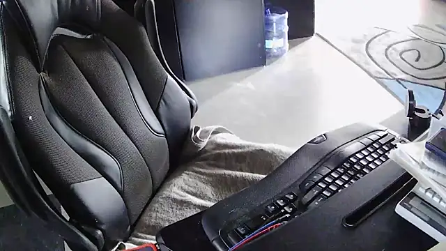 TrevorSteele online show from September 13, 2025, 2:50 pm