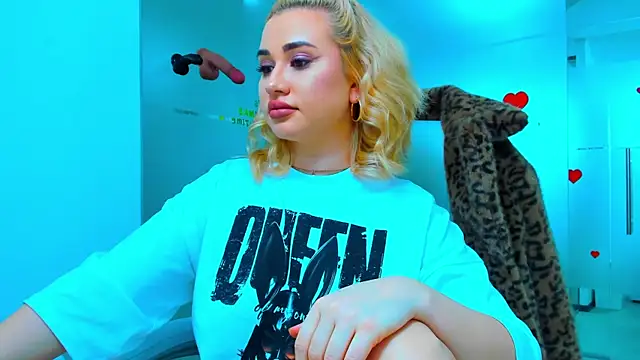 sassy madeline online show from December 14, 2024, 4:09 pm