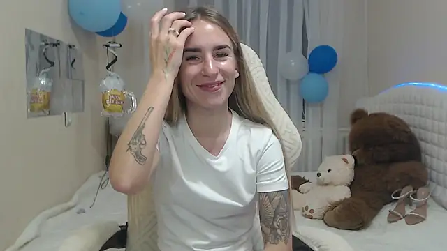 DeboraHorny online show from October 3, 2025, 6:10 am