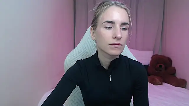 DeboraHorny online show from April 24, 2026, 6:05 am