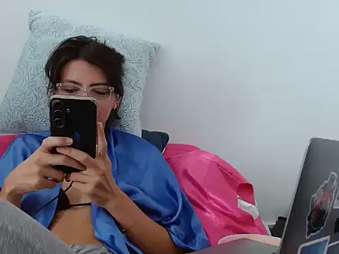 Snapshot of Labebe-rica chatting on June 18, 2026, 5:28 pm Labebe-rica online show from June 18, 2026, 5:28 pm