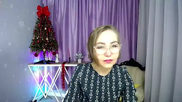 queen a n i online show from January 7, 2026, 9:45 am