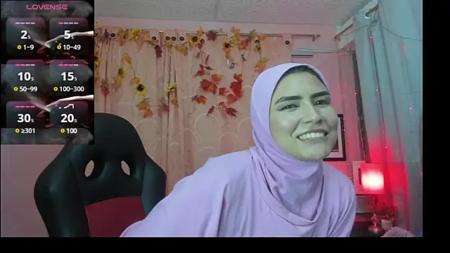 DarshaKhemu online show from February 6, 2025, 11:48 pm