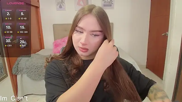 Miley Baker online show from February 24, 2025, 1:31 pm