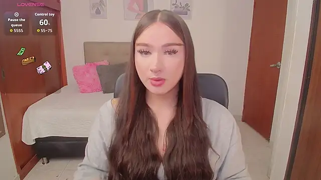 Miley Baker online show from October 7, 2025, 3:53 pm