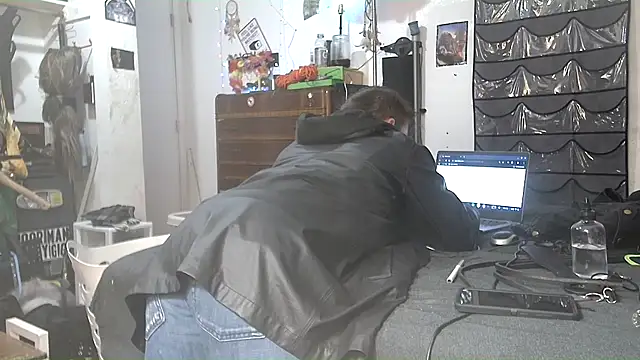 Snapshot of TheHellBilly chatting on October 13, 2025, 1:27 am TheHellBilly online show from October 13, 2025, 1:27 am