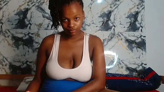 Snapshot of BlondQ2003 chatting on March 31, 2026, 11:38 pm BlondQ2003 online show from March 31, 2026, 11:38 pm