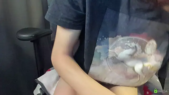 Courtney Luv online show from September 9, 2025, 2:38 pm