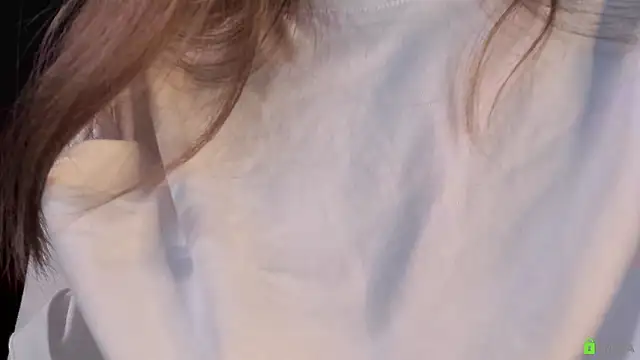 Courtney Luv online show from February 20, 2026, 1:33 pm