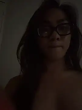 Local Hoelyx online show from March 6, 2026, 11:45 pm