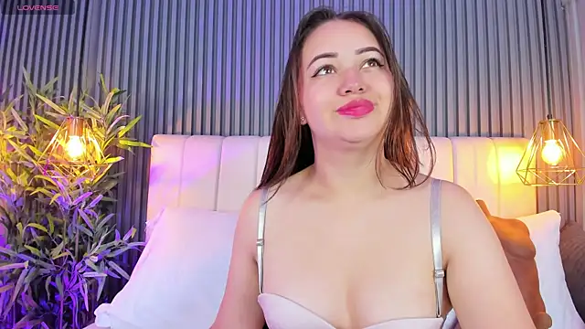 AnaisClark online show from October 2, 2025, 11:28 am