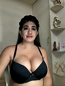 SexyFatHugeCock online show from April 15, 2026, 6:09 am
