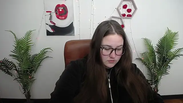 XX Daniella XX online show from April 24, 2026, 6:38 am