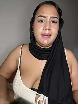 Snapshot of Maryam_yamal chatting on February 27, 2025, 9:47 pm Maryam yamal online show from February 27, 2025, 9:47 pm