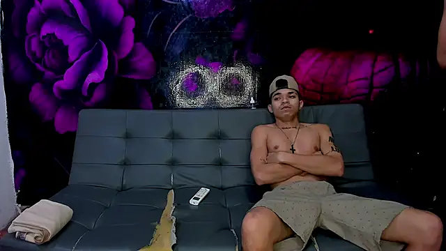 SecretsParty online show from September 30, 2025, 2:33 pm