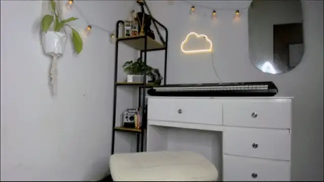 susy angel online show from January 12, 2025, 5:56 am