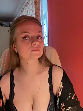 SophiaSweet  online show from March 3, 2026, 7:03 am