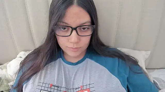 roniewester online show from March 13, 2025, 7:50 pm