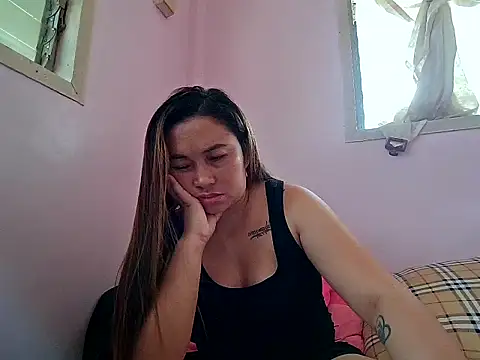 LalaiAsian online show from September 21, 2025, 4:47 am