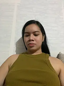 Hebefemme online show from February 28, 2025, 6:20 pm