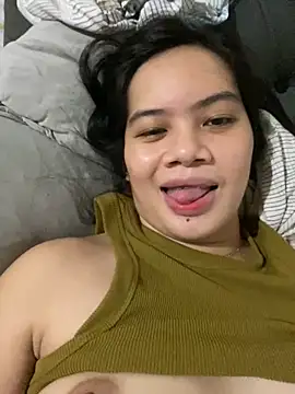 Hebefemme online show from March 1, 2025, 6:21 pm