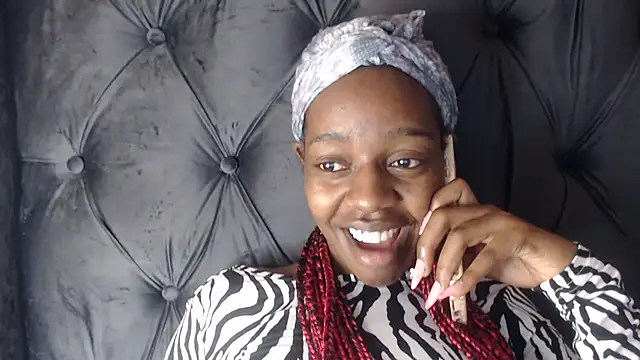 Sexynaughty Gal online show from December 31, 2024, 4:38 am