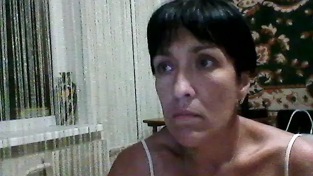 Snapshot of SunnyAmorre chatting on July 4, 2026, 10:27 pm SunnyAmorre online show from July 4, 2026, 10:27 pm