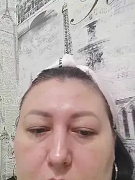 Rini333 online show from February 19, 2025, 9:28 am