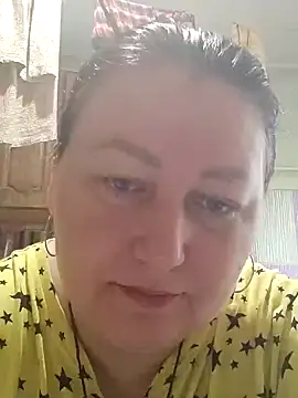 Rini333 online show from September 15, 2025, 1:11 pm