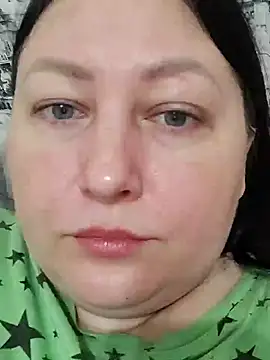 Rini333 online show from October 27, 2025, 6:17 am