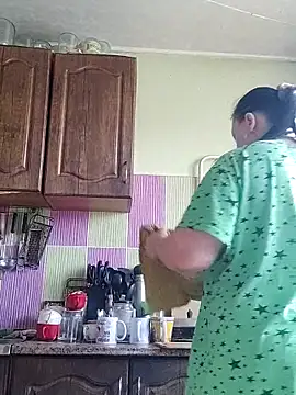 Rini333 online show from March 12, 2026, 7:58 am