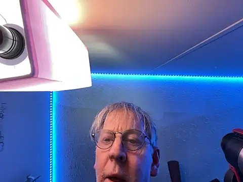 jck1m0t online show from December 20, 2024, 5:25 am