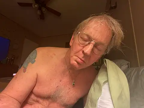 jck1m0t online show from February 1, 2025, 8:08 am